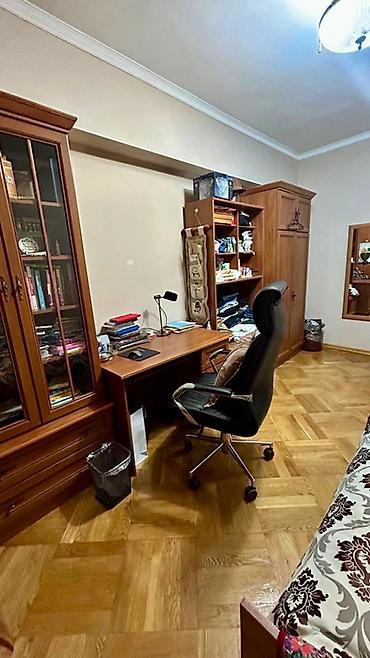 Долгосрочная аренда квартир: 3 комнаты, Собственник, Студентам, от 6 месяцев, С мебелью полностью — 9
