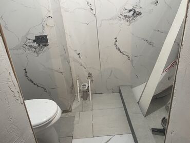 1 комнатная квартира на сутки в оше: 2 бөлмө, Менчик ээси, Чогуу жашоосу жок, Толугу менен эмереги бар
