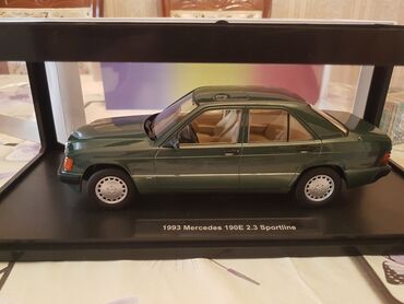 velospet ve masin: Mercedes, 1993 il, 1:18, Ödənişli çatdırılma