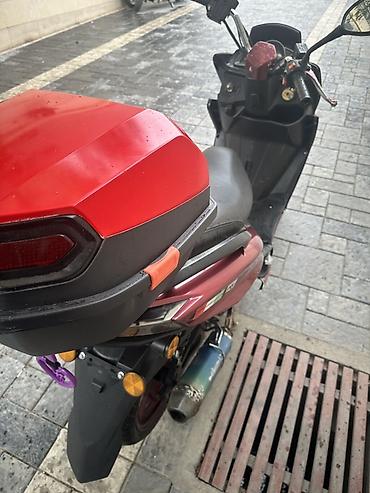 Скутеры: 🏍️ ПРОДАЁТСЯ МАКСИ 150 КУБ 🔥 ✨ Состояние — как на фото ✨ Пластик в — 8