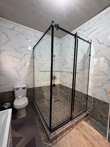 Душевые кабины: Душевая кабина Квадрат, Высота поддона: 10 см — 7