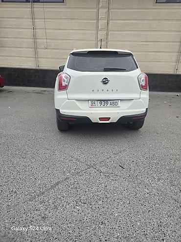 bud e9: Ssangyong Tivoli: 2018 г., 1.6 л, Автомат, Бензин, Кроссовер — 3