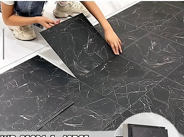 Ostalo: Podne obloge gumirane samolepljive. Cena po komadu 400 din. 60x60cm — 2