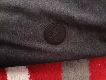 Zimske jakne: Hummel, XL (EU 42), Jednobojni, Sa postavom — 9