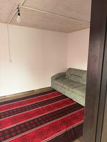 Ковры и паласы: Сдаю комнату однокомнатная есть кухня и есть большой зал есть вода at lalafo.kg — 3 Ковры и паласы: Сдаю комнату однокомнатная есть кухня и есть большой зал есть вода — 3