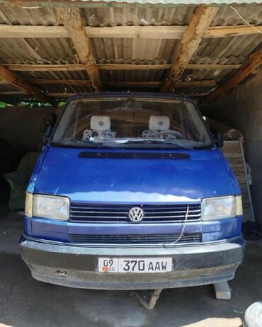 купить чехлы на гольф 4: Volkswagen Caravelle: 1994 г., 2.4 л, Механика, Дизель