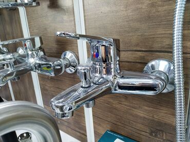sensor krant: Vanna üçün divara quraşdırılan qarışdırıcı kran - Material: xrom
