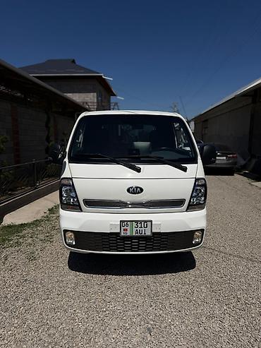 Легкий грузовой транспорт: Легкий грузовик, Kia — 1
