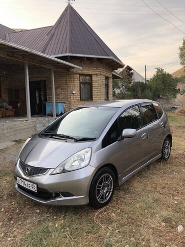 Honda: Honda Fit: 2008 г., 1.5 л, Автомат, Бензин, Хэтчбэк — 3