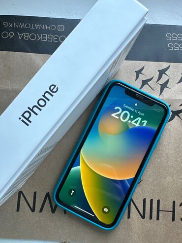 Apple iPhone: IPhone Xr, Б/у, 128 ГБ, Коралловый, Зарядное устройство, Защитное стекло, Чехол