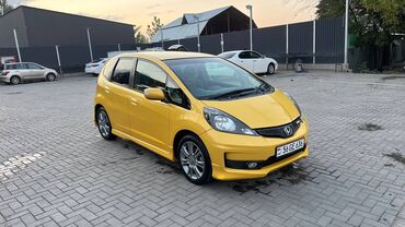 Honda: Honda Fit: 2012 г., 1.5 л, Вариатор, Бензин, Хэтчбэк