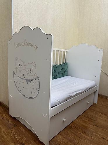 bed sheets: Манеж установлена на нижнюю можно установить выше. Имеется матрас — 7