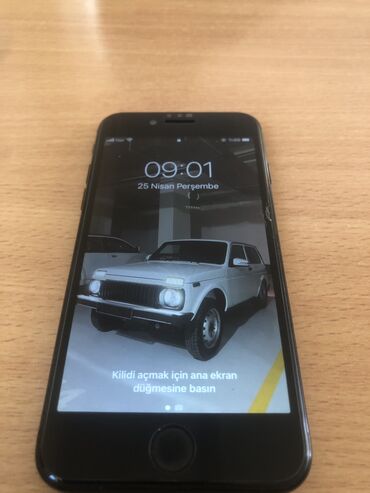 Apple iPhone: IPhone 7, 128 ГБ, Jet Black, Отпечаток пальца, Беспроводная зарядка, С документами