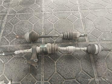 запчасти на опель фронтера: Граната Внутренняя, С приводом Mazda 2003 г., Б/у, Оригинал, Германия