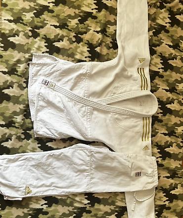 Adidas cüdo kimono dəsti - Brend: Adidas - Rəng: ağ - Tərkib: yuxarı lalafo.az -da Adidas cüdo kimono dəsti - Brend: Adidas - Rəng: ağ - Tərkib: yuxarı