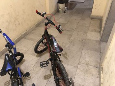 Uşaq velosipedləri: İki velosiped ideal vəziyətdə cəmi 90
 m lazım olsa endirim edərik — 4