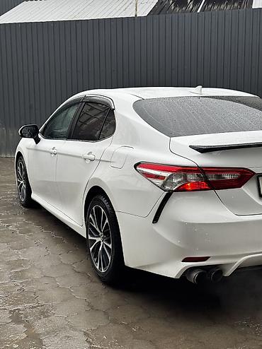 Toyota: Toyota Camry: 2019 г., 2.5 л, Вариатор, Гибрид, Седан — 5