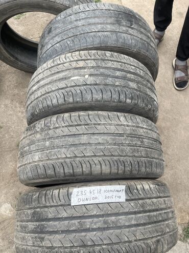 Шины: Шины 235 / 45 / R 18, Лето, Б/у, Комплект, Легковые, Япония, Dunlop
