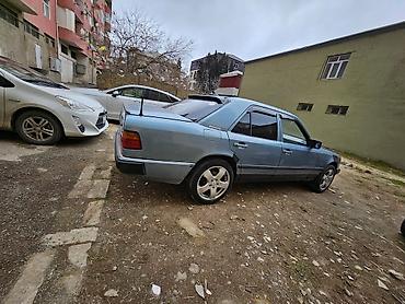 lacoste ətir: Mercedes-Benz E 230: 2.3 l | Sedan — 4