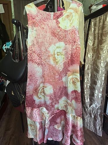 Рубашки: Классическая женская рубашка с коротким рукавом, выполненная из легкой — 14