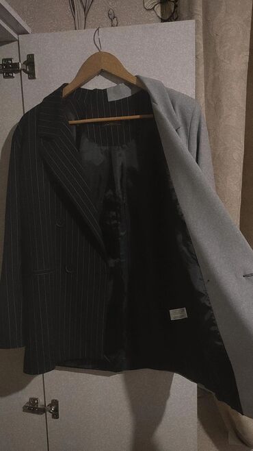 кожный пиджак: Пиджак, Классическая модель, В полоску, Турция, L (EU 40)