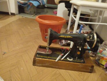 работа в швейном цеху: Швейная машина