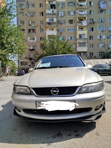 opel vita 1997: Opel Vectra: 0.2 l | 1999 il | 394787 km Hetçbek