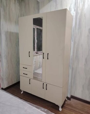 Dolablar: Yeni, Açılan, 3 qapılı Düz dolab, Qarderob, paltar dolabı — 12
