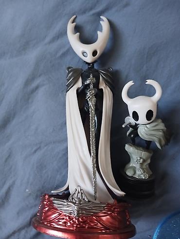 ОБШАЯ ЦЕНА =800 ОБОИХ ФИГУРОКФигурки по игре Hollow Knight. нету
