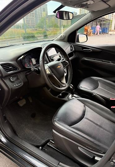 spark 7: Chevrolet Spark: 2018 г., 1 л, Автомат, Бензин, Хэтчбэк — 3