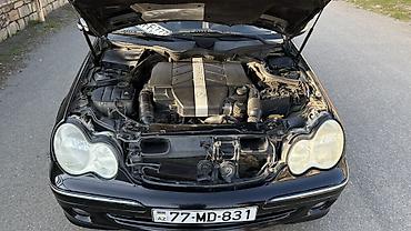 mercedes rulu: Mercedes-Benz C-Class: 2.6 l | 2001 il Sedan — 5