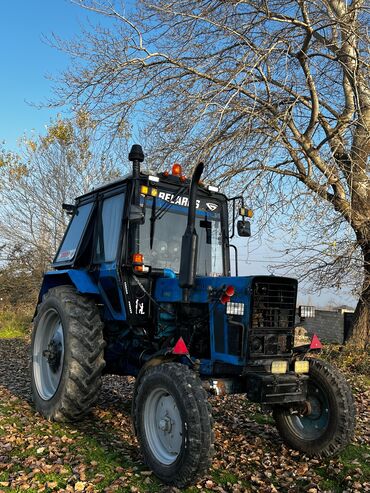 Traktorlar: Belarus MTZ traktor - Rəng: mavi, orijinal “BELARUS” yazıları və — 2