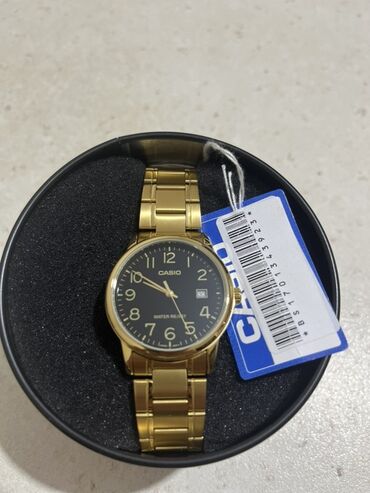 miu miu eynek: Новый, Наручные часы, Casio, цвет - Золотой