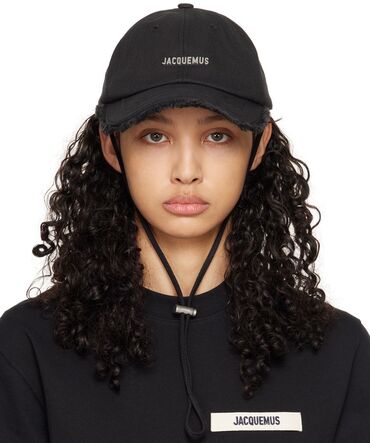 национальная одежда бишкек: Кепки Jacquemus
Цена:1200с
Доставка по всему городу Бишкек