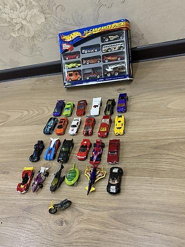 оптом часы: Набор игрушечных машинок Hot Wheels. Привезены из США. В комплекте — 1