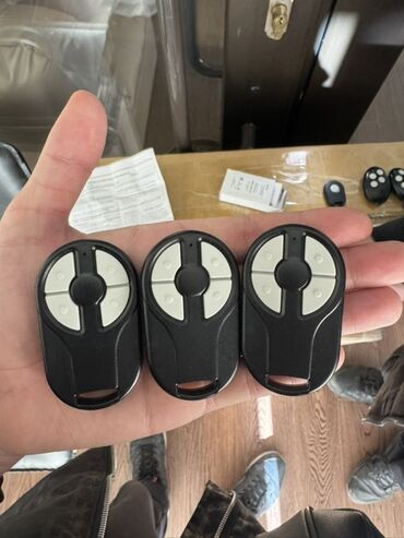 Пульты для ворот и шлагбаумов: Для распашных ворот, Alutech, Новый, Платная доставка, Самовывоз, Бесплатная доставка — 14