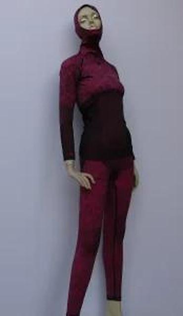 Kompleti: Ženski termo komplet koji uključuje gornji deo sa kapuljačom i duge — 8