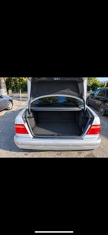 w210 kardan: Mercedes-Benz E 240 - Kuzov: 4 qapılı sedan, gümüşü rəng - Nömrə — 7