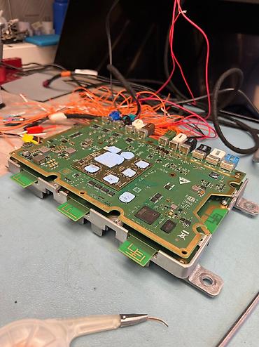 СТО, ремонт транспорта: Ремонт блоков мультимедиа Lixiang Zeekr, Hiphi Имею большой опыт at lalafo.kg — 5 СТО, ремонт транспорта: Ремонт блоков мультимедиа Lixiang Zeekr, Hiphi Имею большой опыт — 5