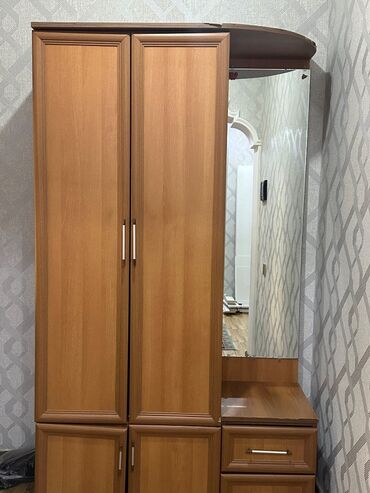 шкаф для коридора: İşlənmiş, Açılan, 2 qapılı Düz dolab, Qarderob, paltar dolabı, Azərbaycan