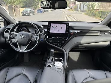 трактор камера: Toyota Camry: 2021 г., 2.5 л, Вариатор, Гибрид, Седан — 8