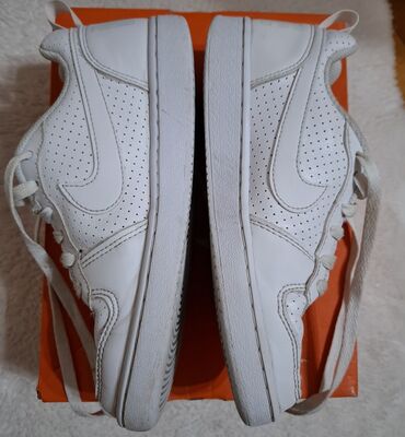 Patike: Nike, Veličina - 35 — 4