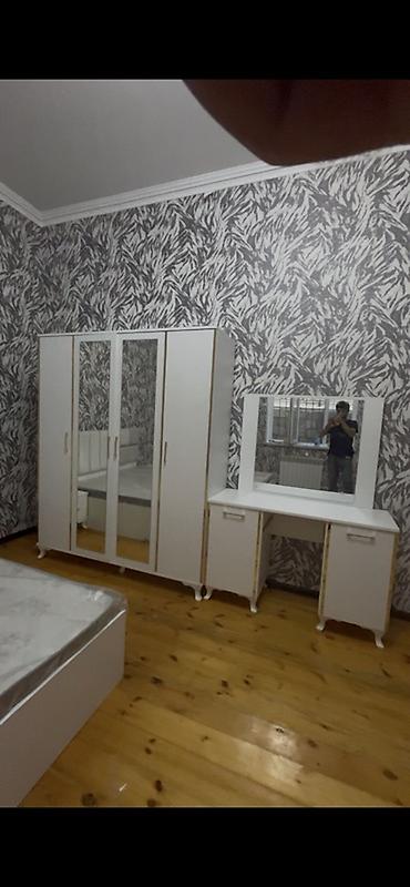 desti: Yataq otağı dəsti Tərkibi: - 2 nəfərlik çarpayı (yumşaq, parça — 1