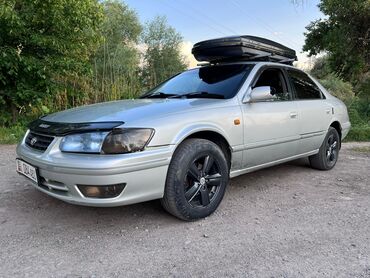 Toyota: Toyota Camry: 2000 г., 2.2 л, Автомат, Газ, Седан