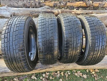 купить шины в бишкеке бу: Шины 215 / 60 / R 17, Зима, Комплект, Легковые, Yokohama