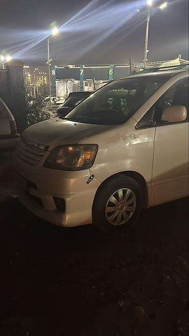 генезис авто: Toyota Noah: 2002 г., 2 л, Автомат, Бензин, Минивэн — 1