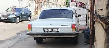 QAZ: QAZ 24 Volga: 2.5 l | 1988 il Sedan — 1