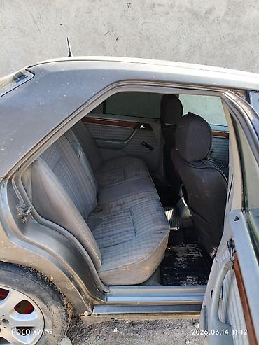 крыло мерс 210: Mercedes-Benz W124: 1991 г., Седан — 10