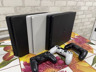 Видеоигры и приставки: Продаю прошитые sSony PlayStation 4 слим, 500 гб. Приставки привозные