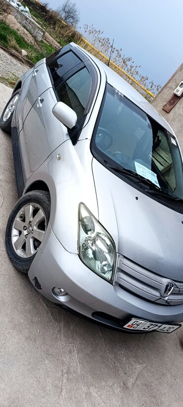 ist машина: Toyota ist: 2003 г., 1.3 л, Автомат, Бензин